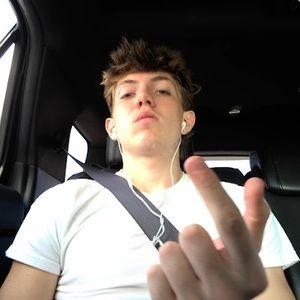 Meet your Posher, Ryan